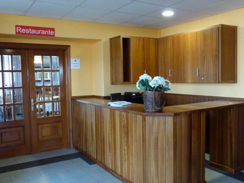 Hostal Chiquin Tapia De Casariego Exterior foto